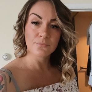 Meet your Posher, Holly